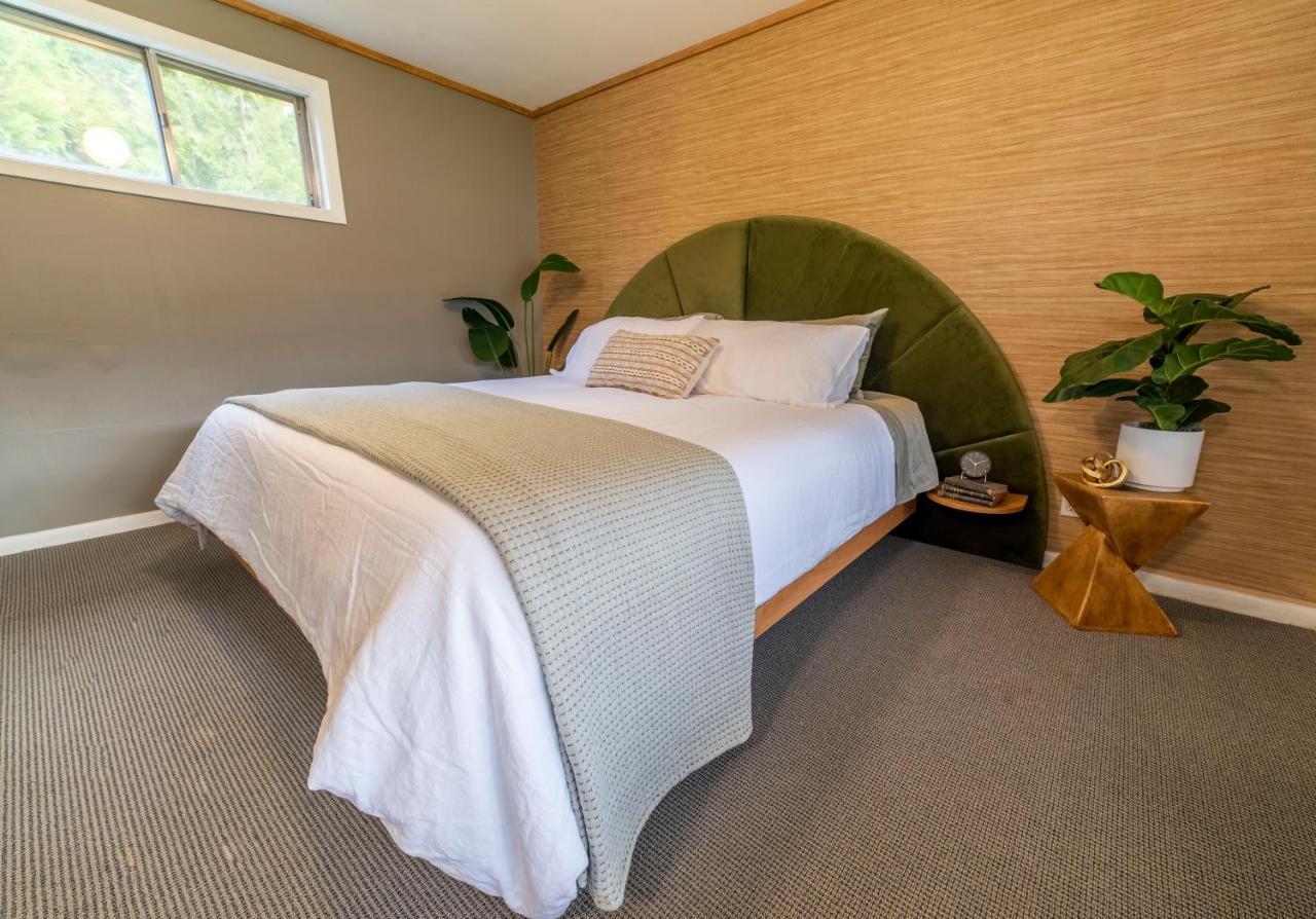 Hotel The Springs New Ashford