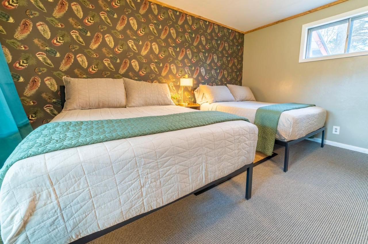 The Springs 4*