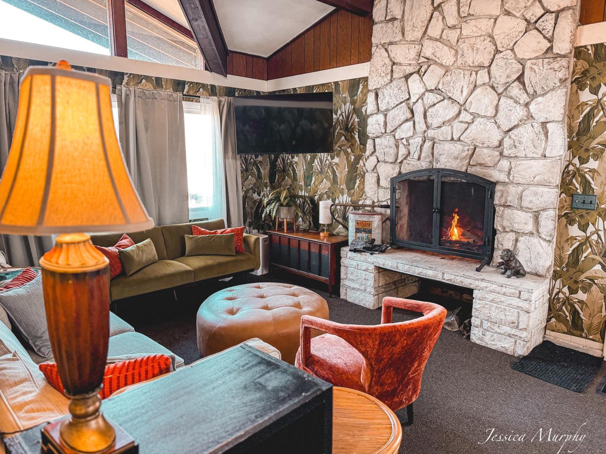 The Springs 4*